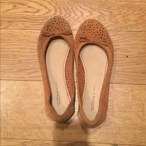 Zara cut out suede girls flats with bow